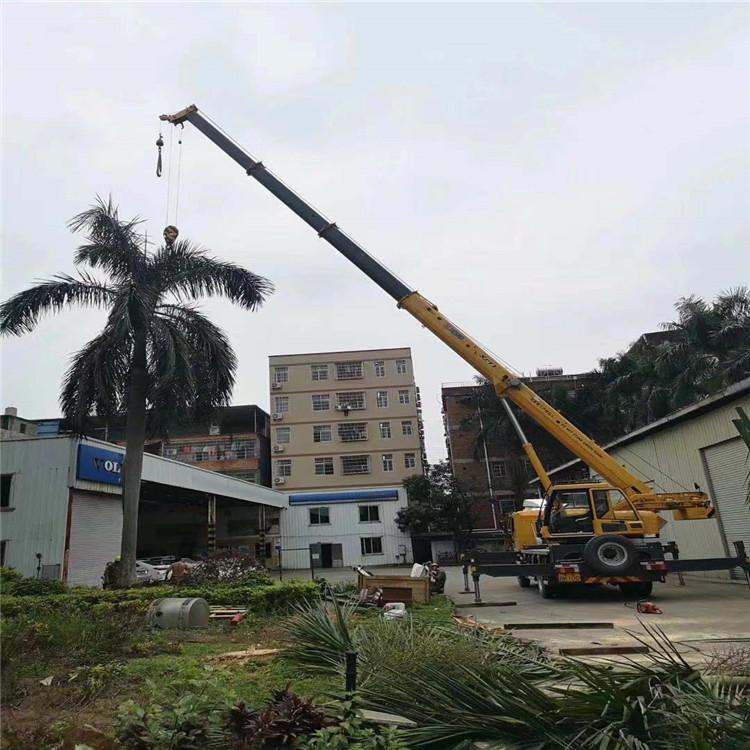 岚山12吨吊车出租一天的收费标准是什么