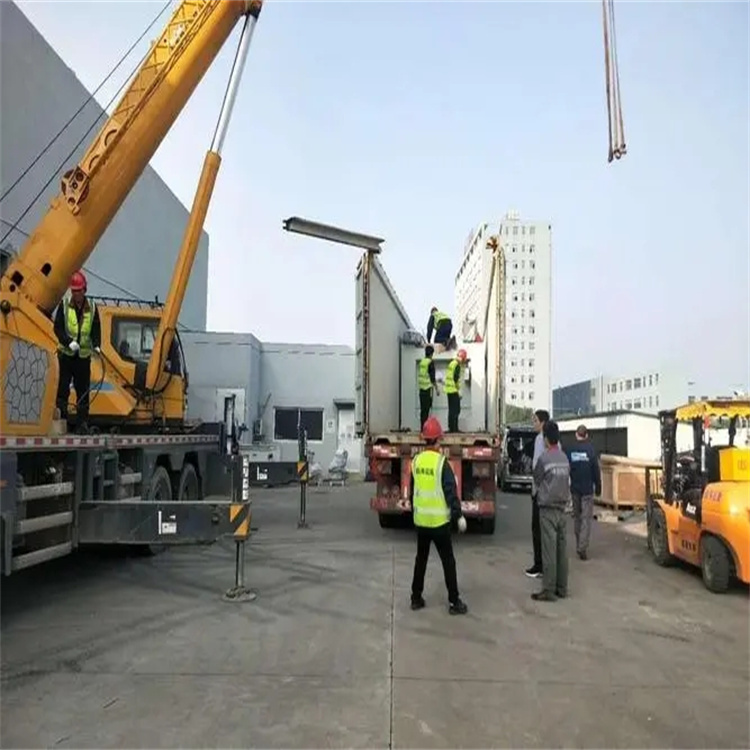 岚山如何找到附近的吊车救援服务