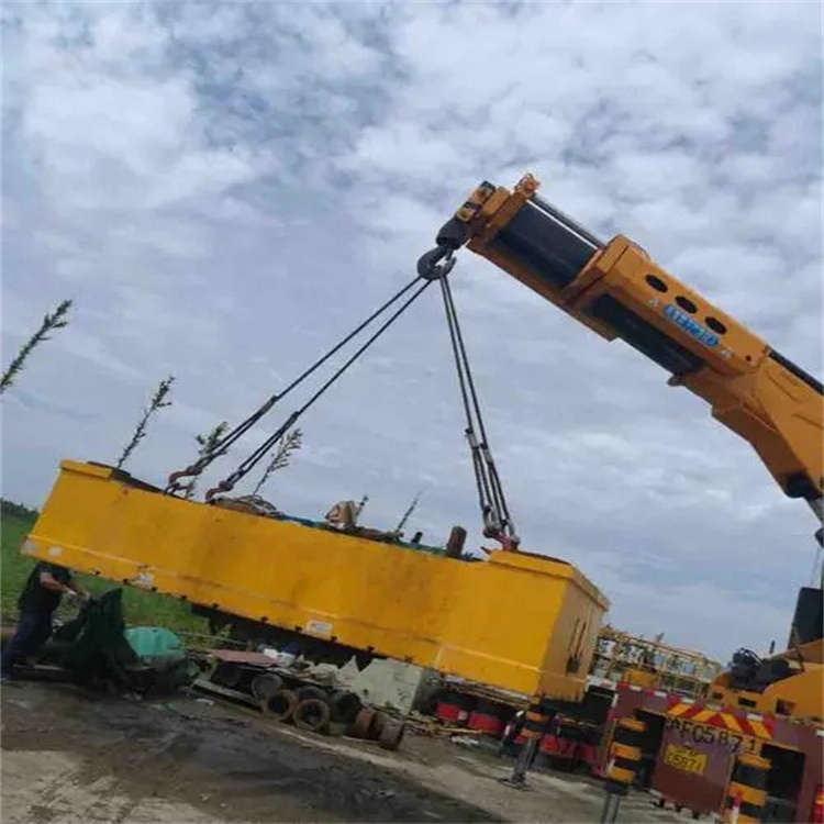 岚山随车吊吊集装箱怎么吊