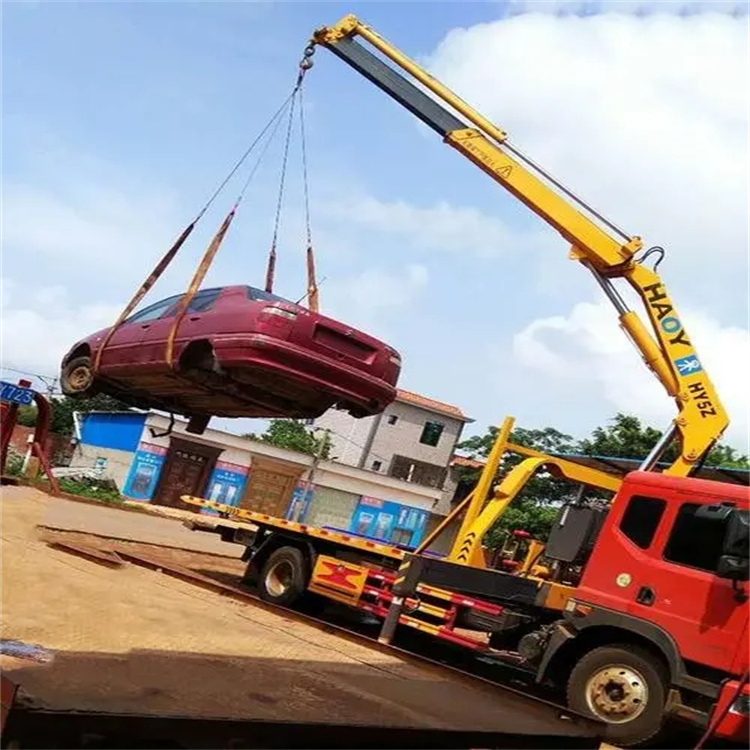 岚山吊车吊汽车的正确方法